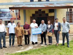 Berbagi Kasih Bank NTT Cabang Ruteng untuk Umat Katolik di Gereja Paroki Rentung