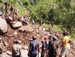Tanggul Jebol Ganggu Sawah Petani, Warga Ambil Inisiatif Perbaiki